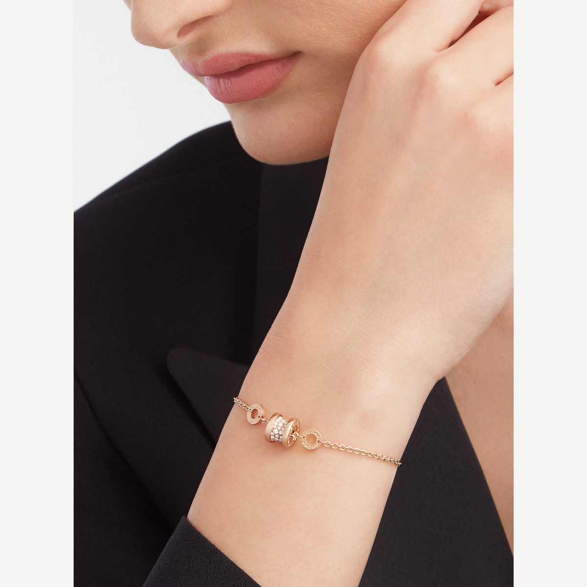 [⭐JeweliWhal]ZERO 1 SOFT PINK GOLD WITH PAVED DIAMONDS ON THE SPIRAL BRACELET