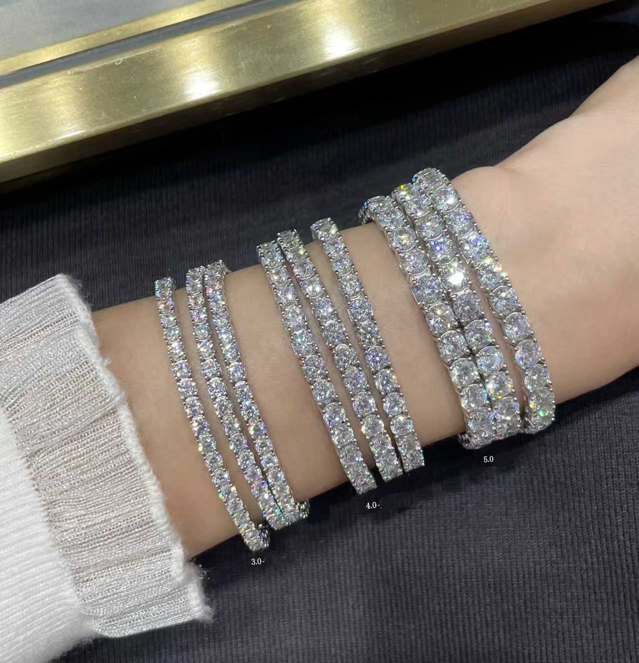[⭐JeweliWhal jewelrys]TENNIS BRACELET WITH FULL DIAMOND SETTING