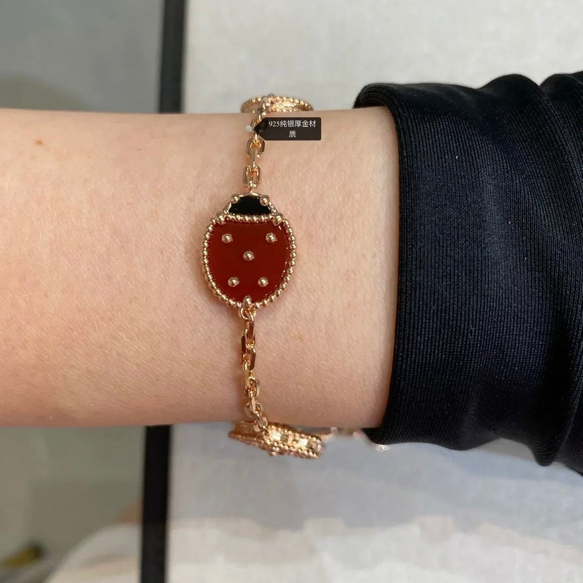 [⭐JeweliWhal]LUCKY SPRING 5 MOTIF BRACELET