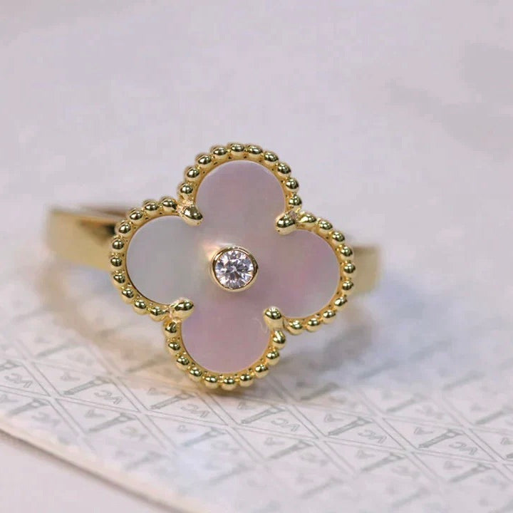 [⭐JeweliWhal]CLOVER PINK MOP RING GOLD DIAMOND