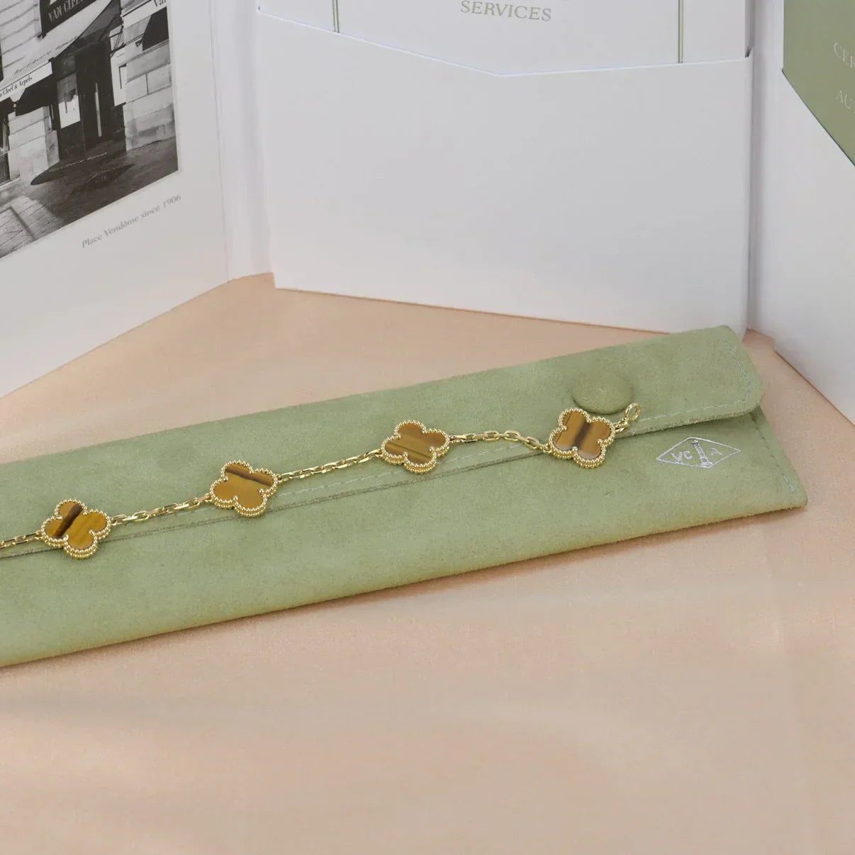 [⭐JeweliWhal] CLOVER 5 MOTIFS TIGER EYE BRACELET COLLECTION