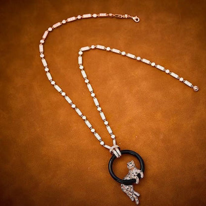 [⭐JeweliWhal jewelrys]NEW BLACK CIRCLE PANTHER FULL DIAMOND NECKLACE