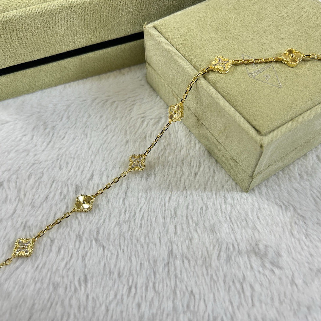 [⭐JeweliWhal]CLOVER 6 MOTIF DIAMOND LASER BRACELET