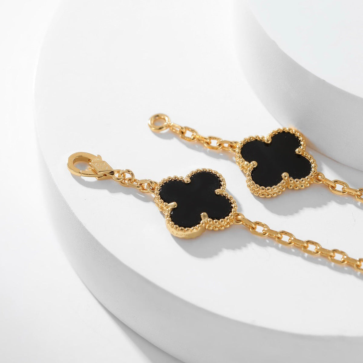 [⭐JeweliWhal]CLOVER 10 MOTIFS ONYX NECKLACE