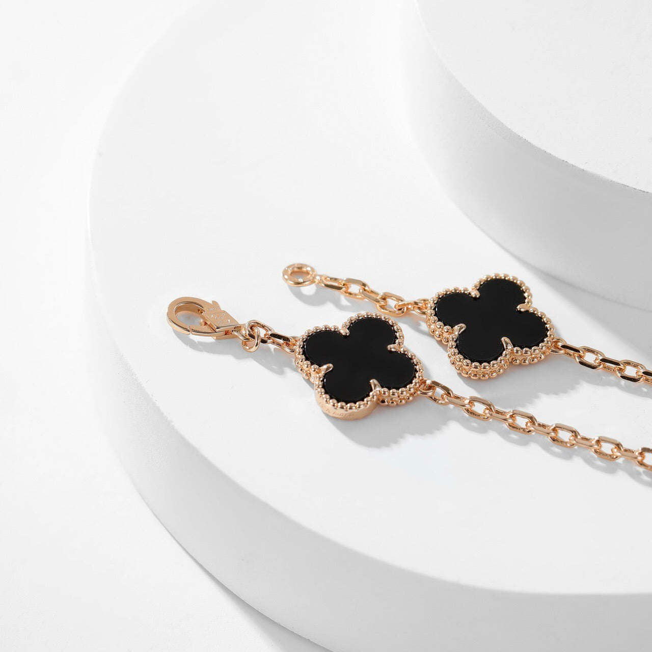 [⭐JeweliWhal]CLOVER 10 MOTIFS ONYX NECKLACE