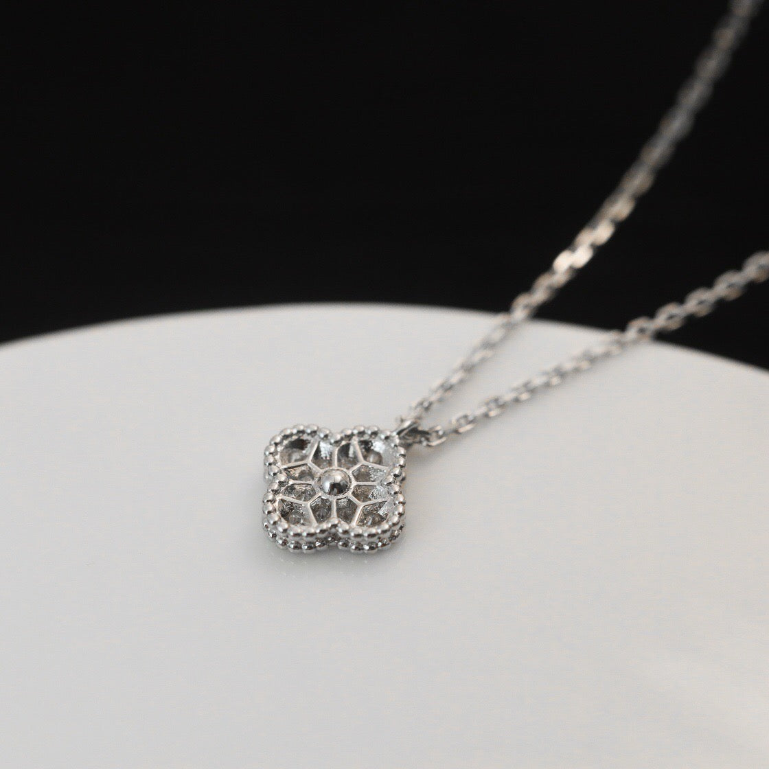 [⭐JeweliWhal]CLOVER MINI 9.5MM PENDANT DIAMOND NECKLACE