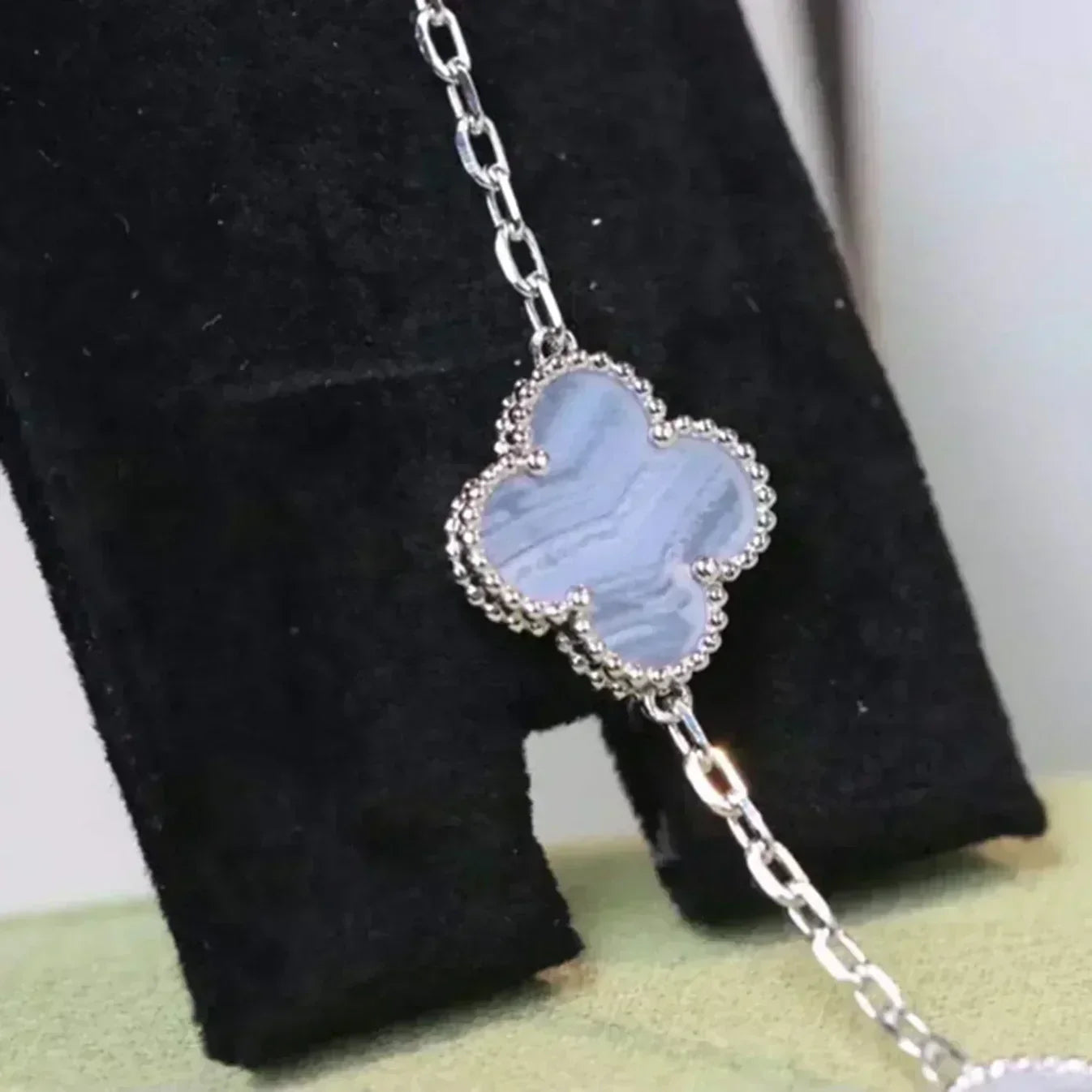 [⭐JeweliWhal] CLOVER 5 MOTIF PURPLE CHALCEDONY BRACELET COLLECTION
