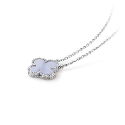 [⭐JeweliWhal]CLOVER 15MM BLUE CHALCEDONY NECKLACE SILVER