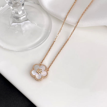 [⭐JeweliWhal]LUCKY  WHITE MOP  PLUM BLOSSOM NECKLACE