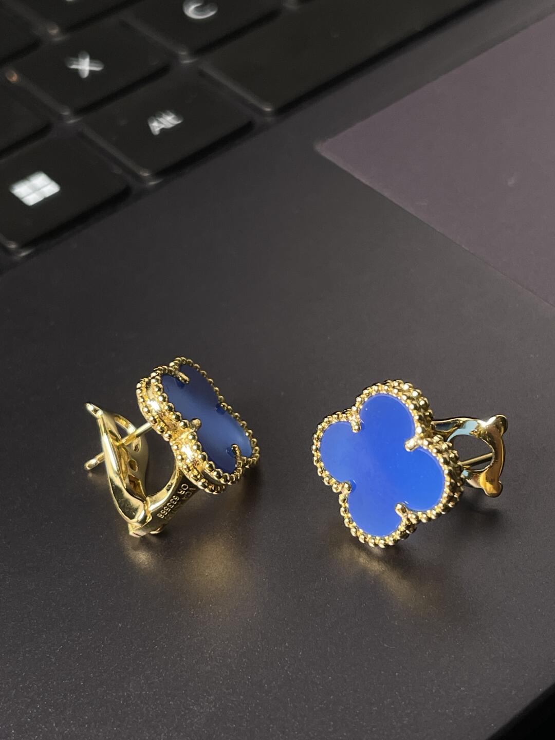 [⭐JeweliWhal] CLOVER LARGE (20mm) 1 MOTIFS BLUE MOP STUD EARRINGS