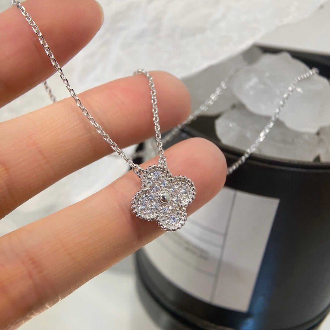 [⭐JeweliWhal]CLOVER 15MM DIAMOND SINGLE FLOWER NECKLACE
