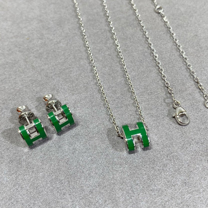 [⭐JeweliWhal]POP H GREEN NECKLACE SILVER AND GOLD