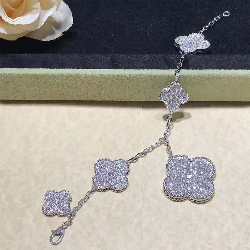 [⭐JeweliWhal]CLOVER 6 MOTIFS SILVER DIAMOND BRACELET