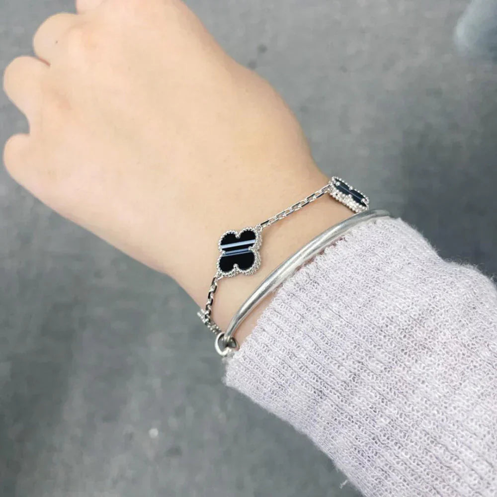 [⭐JeweliWhal] CLOVER 5 MOTIF PULSAR STONE BRACELET COLLECTION