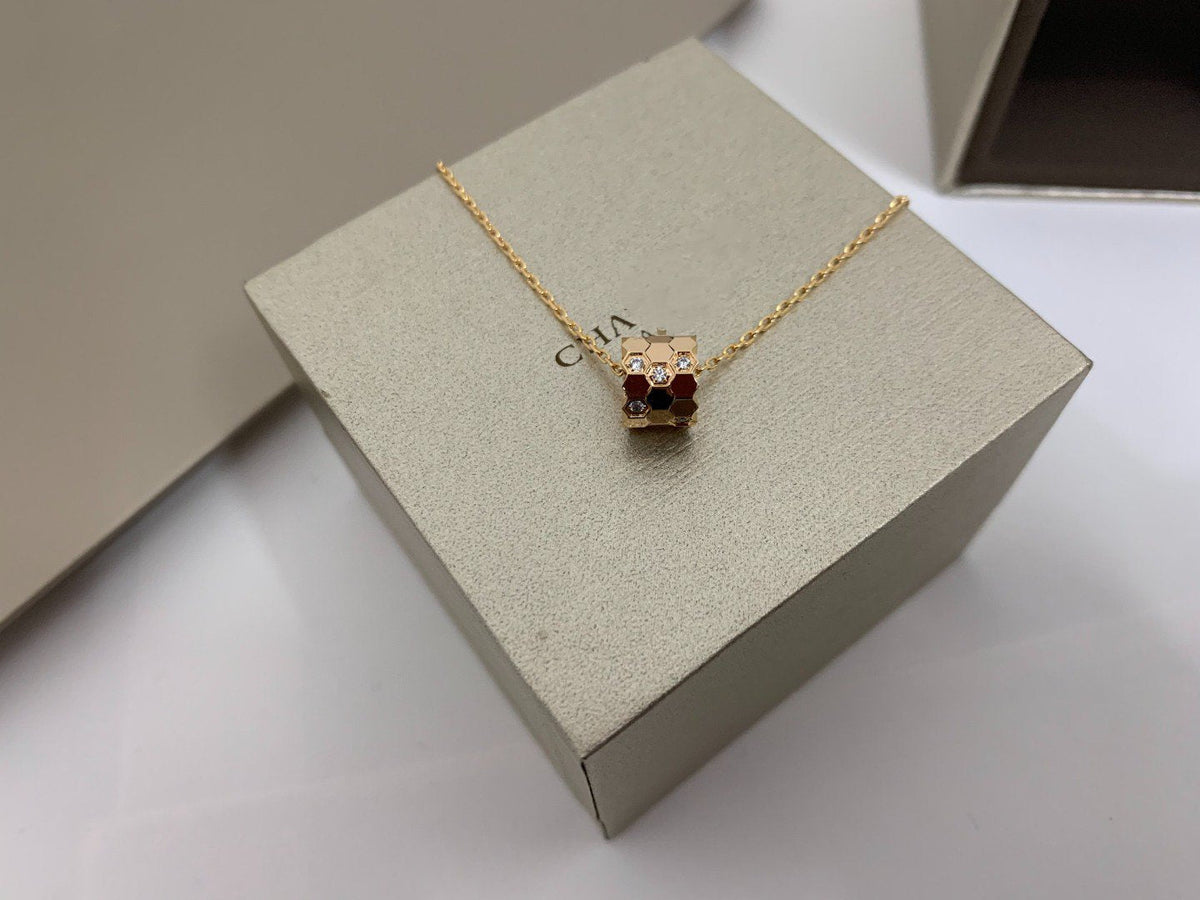 [⭐JeweliWhal]BEE LOVE DIAMOND NECKLACE