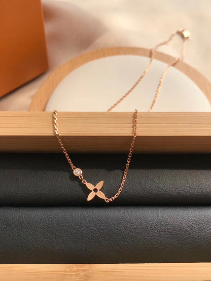 [⭐JeweliWhal]BLOSSOM PENDANT PINK GOLD AND DIAMOND