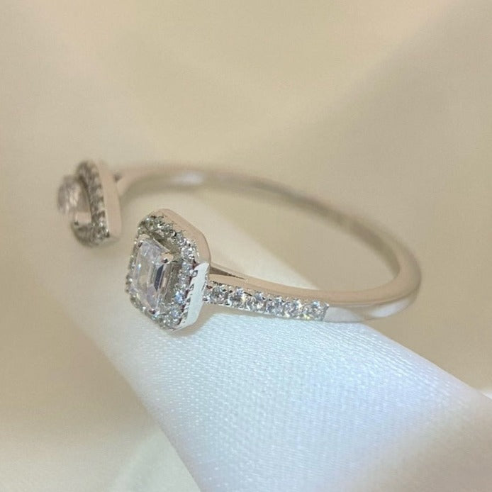 [⭐JeweliWhal]MY TWIN TOI & MOI SILVER DIAMOND RING