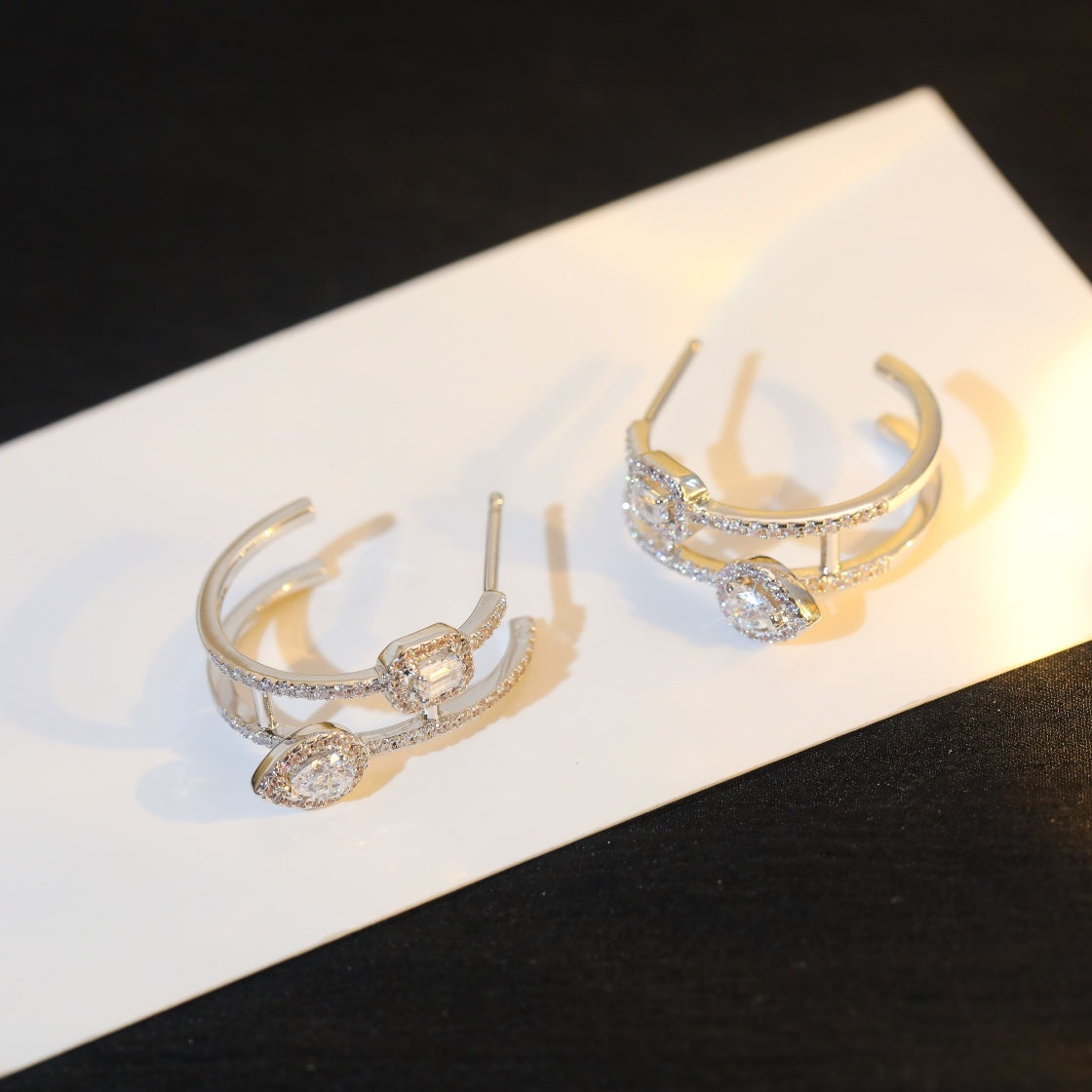[⭐JeweliWhal]CREOLES MY TWIN 2 RANGS SILVER DIAMOND EARRINGS