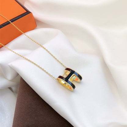 [⭐JeweliWhal]HM CLIC BLACK ENAMEL GOLD NECKLACE