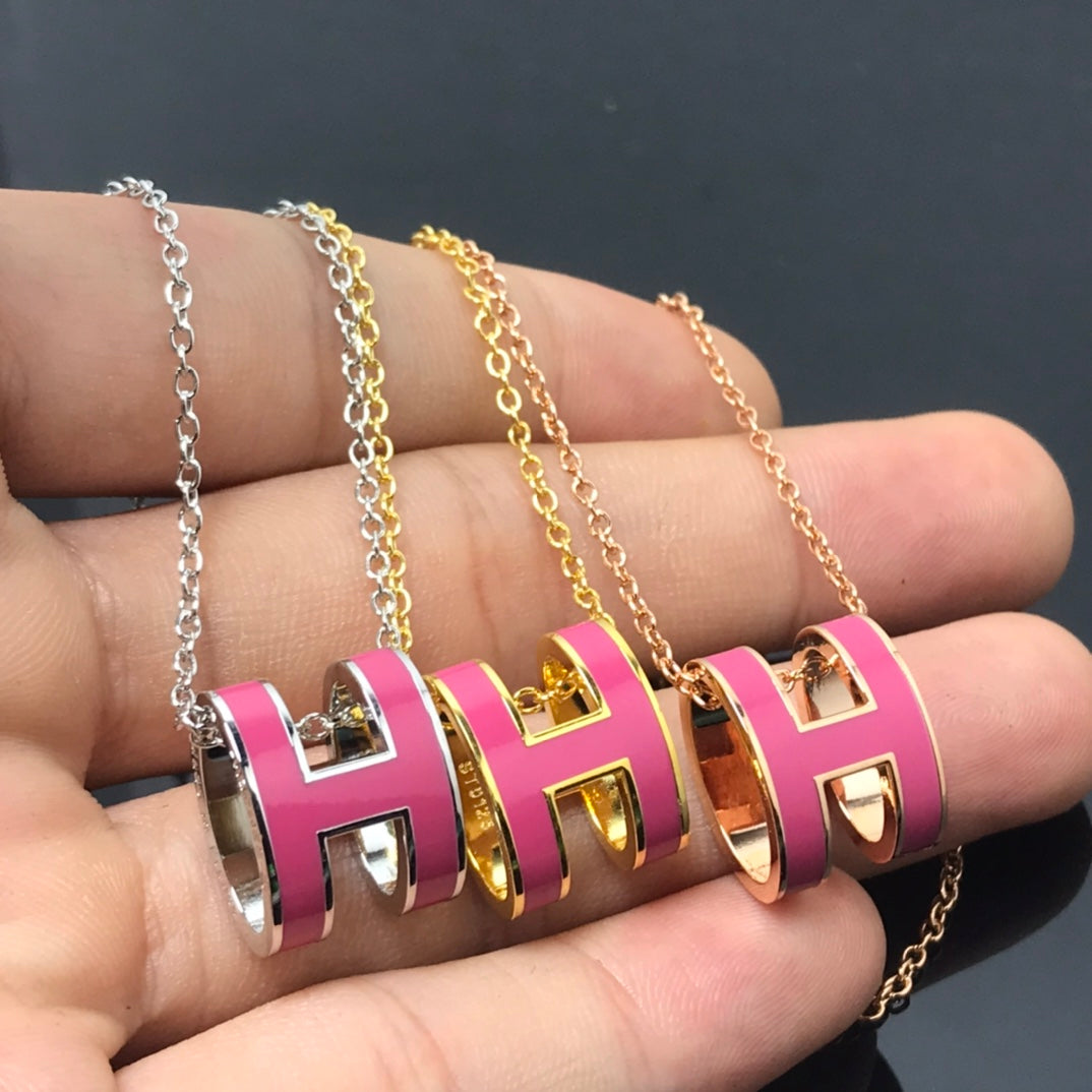[⭐JeweliWhal]H NECKLACE PINK