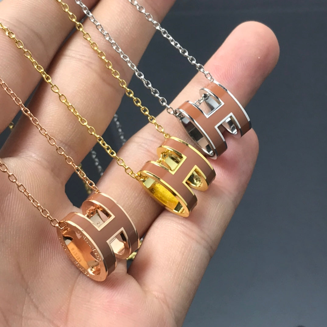 [⭐JeweliWhal]H NECKLACE BROWN