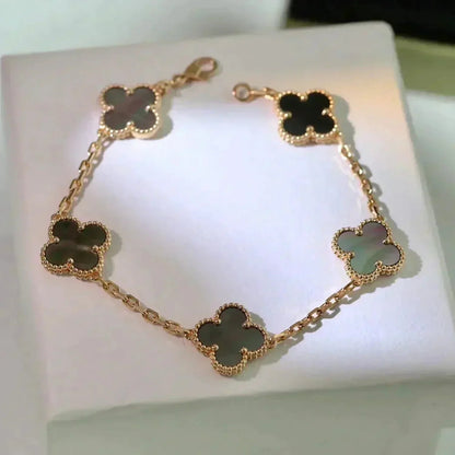 [⭐JeweliWhal] CLOVER 5 MOTIF GRAY MOP BRACELET COLLECTION
