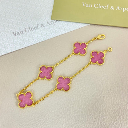 [⭐JeweliWhal]NEW BUBBLE PINK ENAMEL 5-FLOWER BRACELET