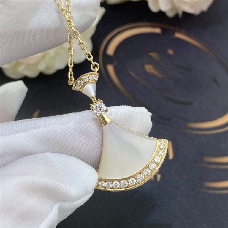 [⭐JeweliWhal]DREAM NECKLACE MOP GOLD DIAMOND