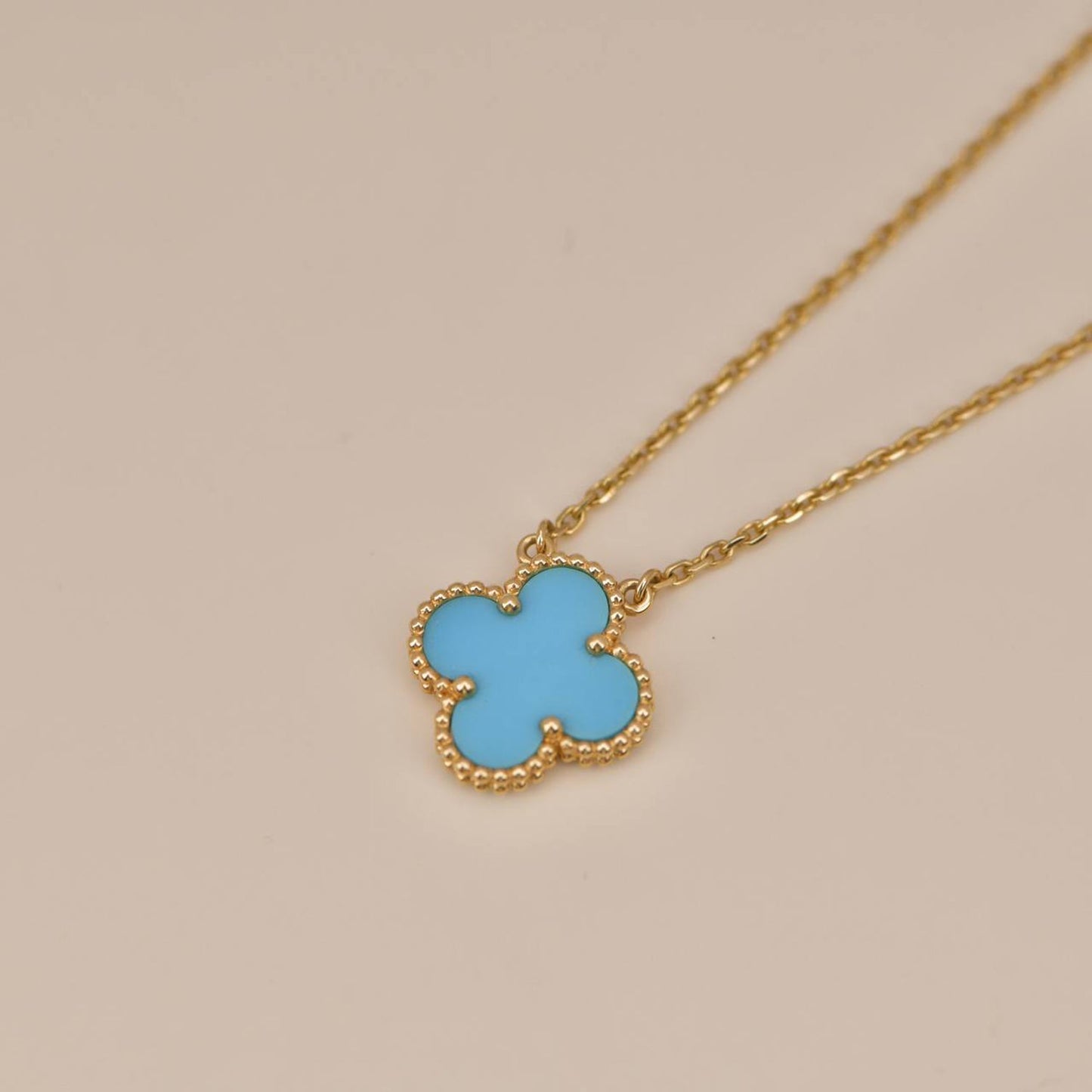 [⭐JeweliWhal]CLOVER 15MM VINTAGE TURQUOISE NECKLACE