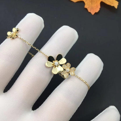 [⭐JeweliWhal]FRIVOLE GOLD 5 FLOWERS BRACELET