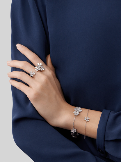 [⭐JeweliWhal]FRIVOLE SILVER FLOWER DIAMOND BRACELET