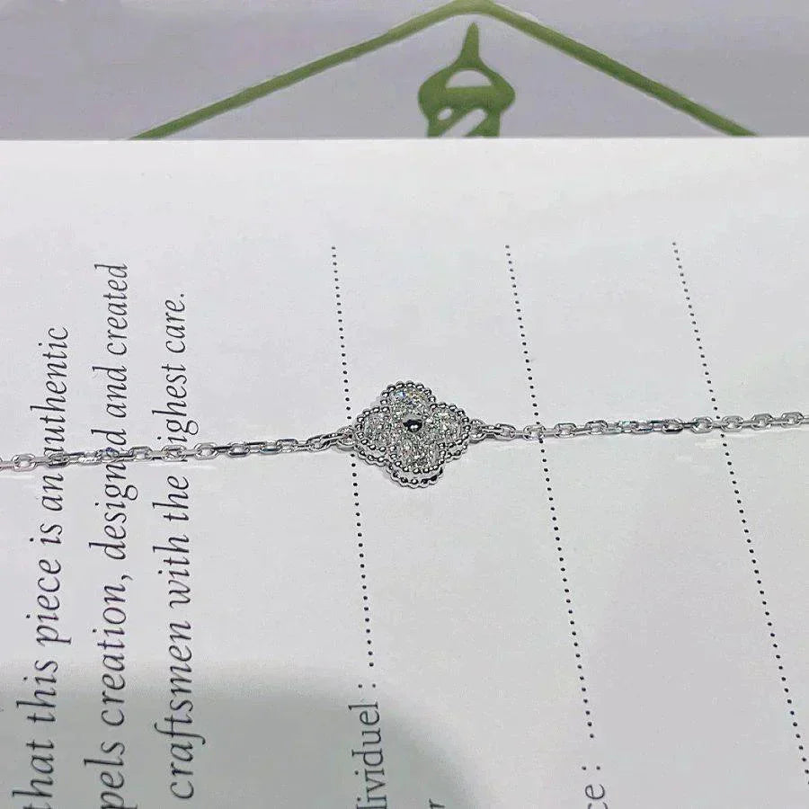[⭐JeweliWhal]CLOVER  SINGLE FLOWER BRACELET SILVER