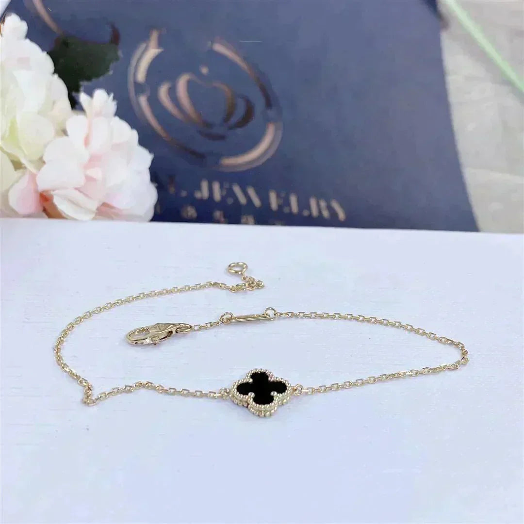 [⭐JeweliWhal]CLOVER ONYX SINGLE FLOWER BRACELET
