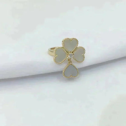 [⭐JeweliWhal]SWEET CLOVER WHITE MOP RING