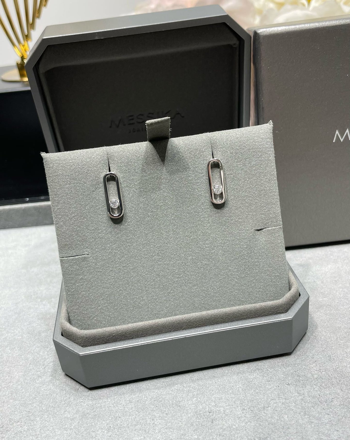 [⭐JeweliWhal]MOVE UNO SMALL 1 DIAMOND EARRINGS