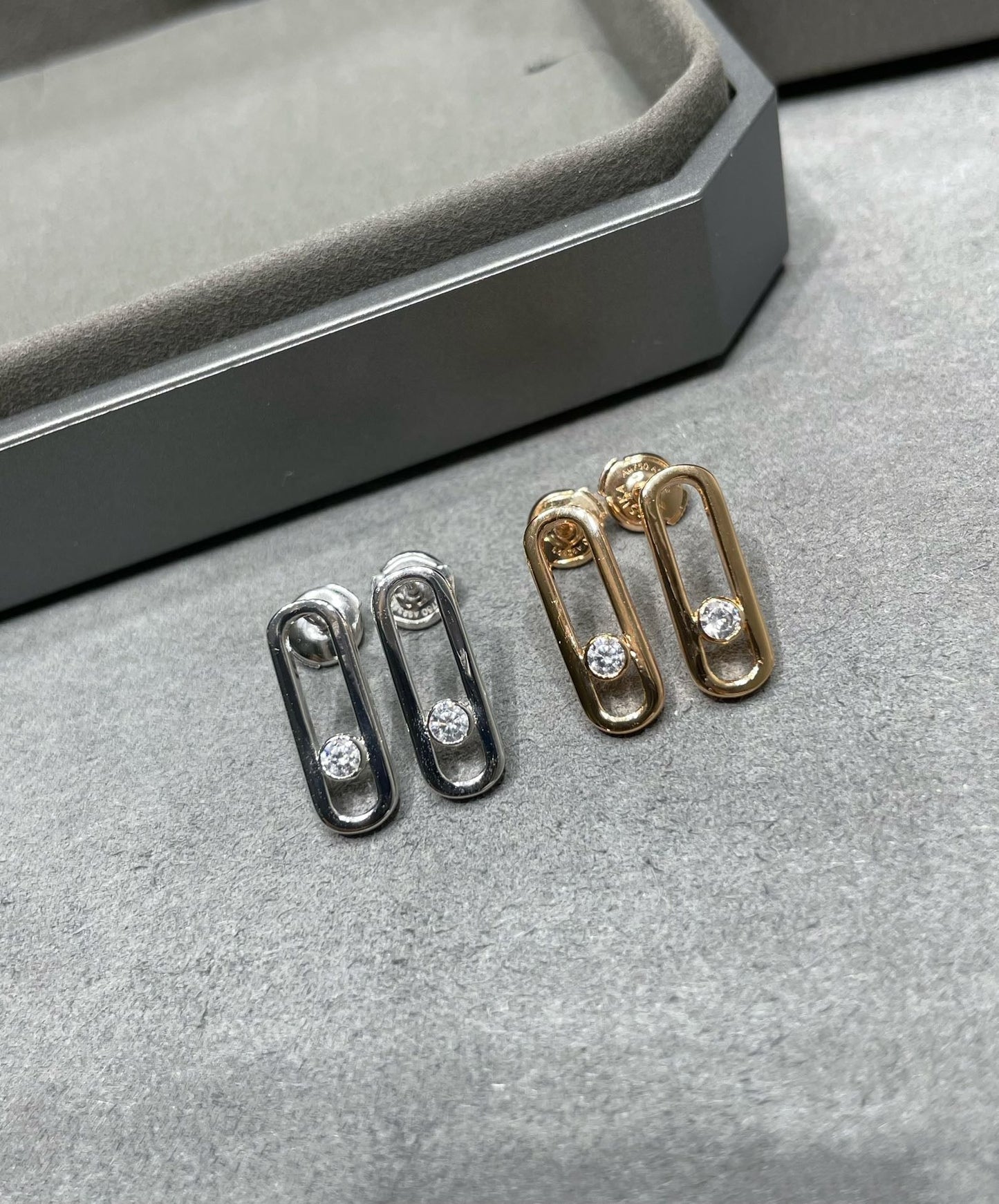 [⭐JeweliWhal]MOVE UNO SMALL 1 DIAMOND EARRINGS