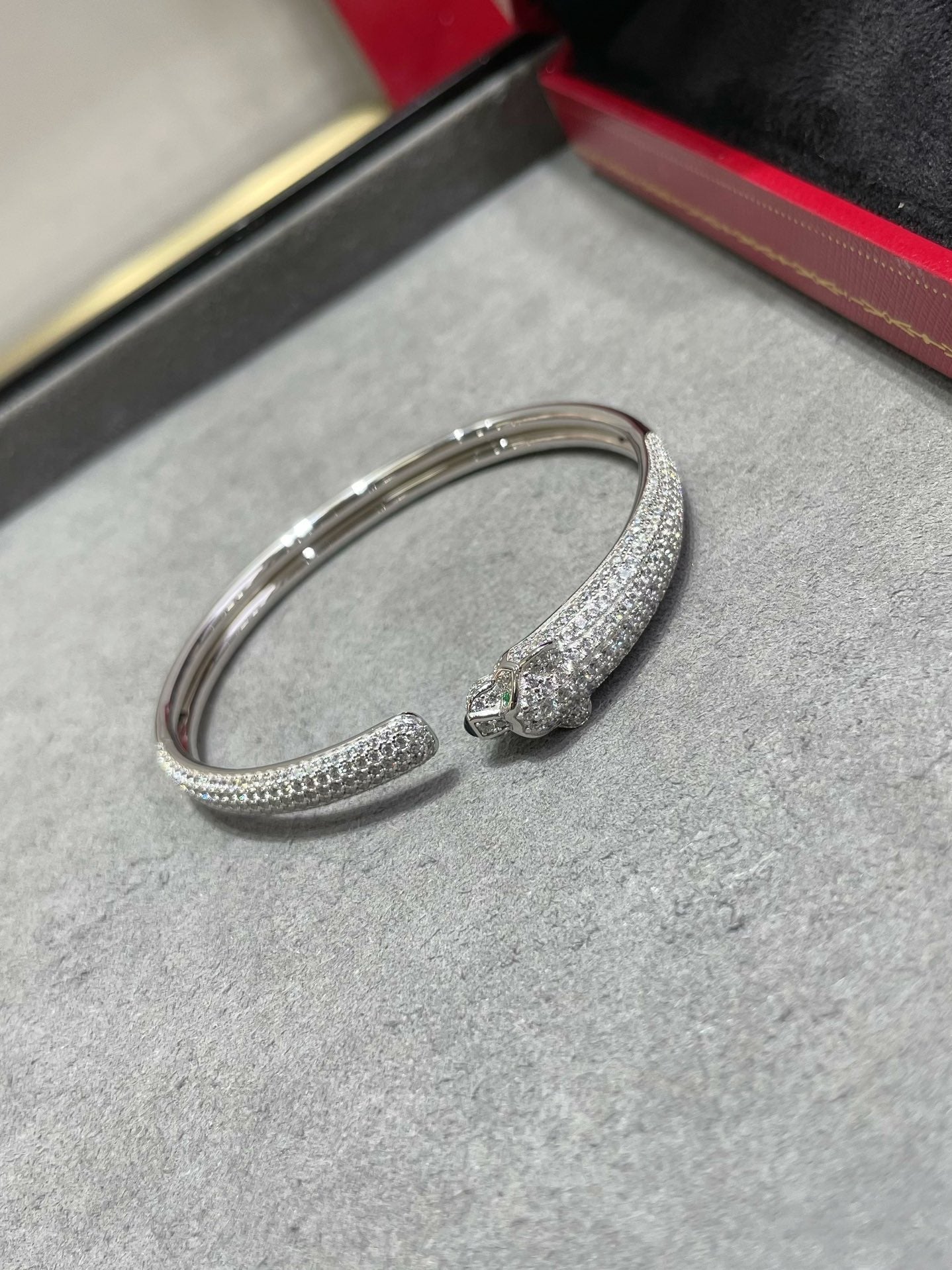 [⭐JeweliWhal]PANTHERE FULL DIAMOND OPEN BRACELET