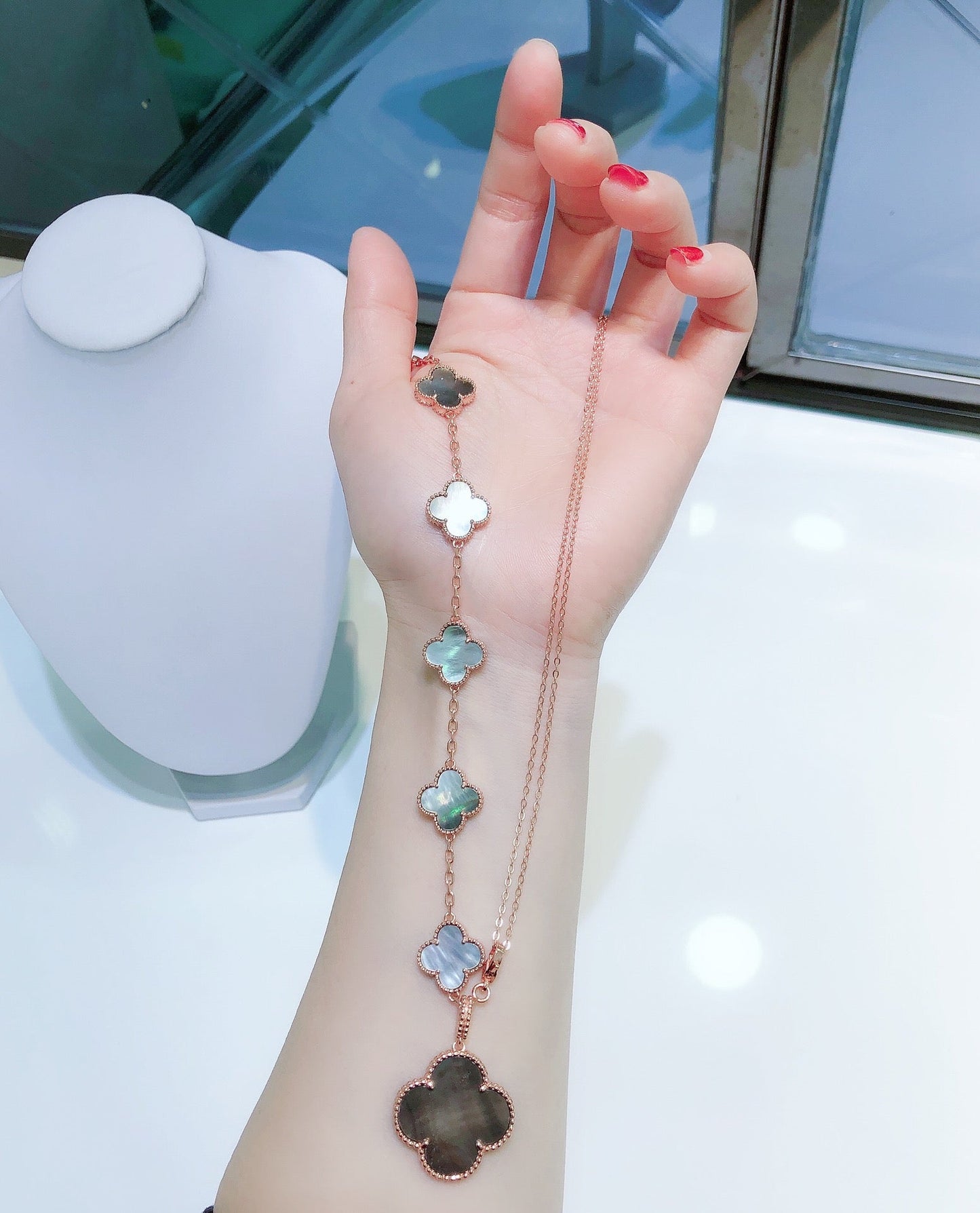 [⭐JeweliWhal]COMBINED BRACELET 5 MOTIFS AND NECKLACE DARK MOP ROSE GOLD